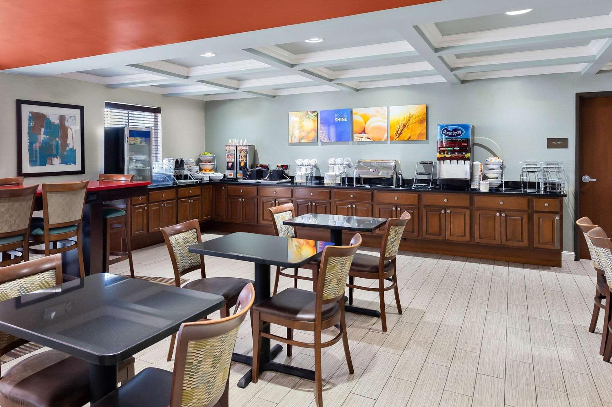 Comfort Inn & Suites Springfield I-55 Экстерьер фото
