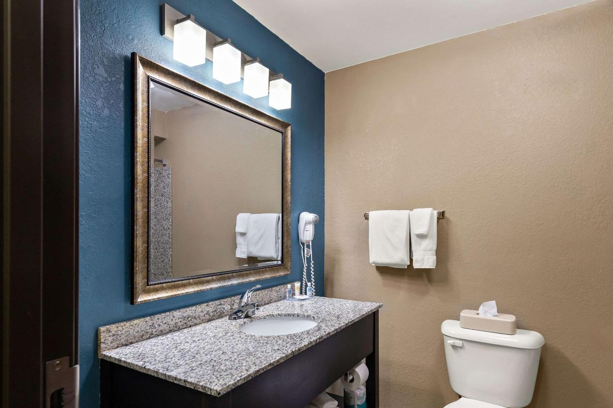 Comfort Inn & Suites Springfield I-55 Экстерьер фото